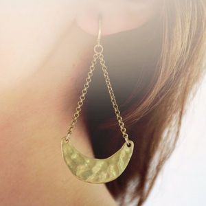 VINTAGE Gold dangly platted earrings